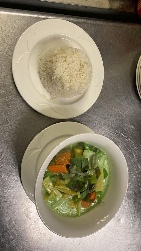 Yellow curry with rice